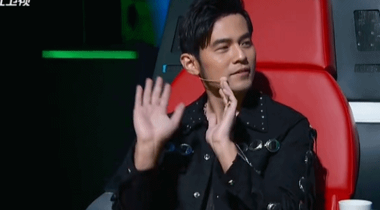 星范周杰伦私服一言难尽小鲜肉衣品超赞