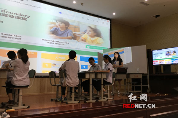 英语上课用平板 长沙美女教师引领高效课堂新