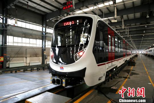 中国地铁首登欧洲市场 爱琴海边展中国制造魅