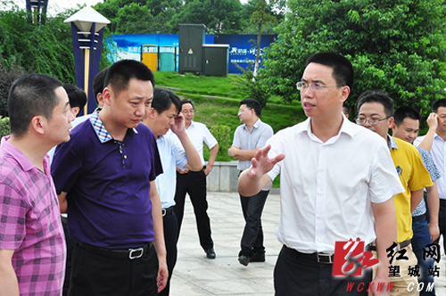 长沙市望城区委书记孔玉成调研中心城区建设工作
