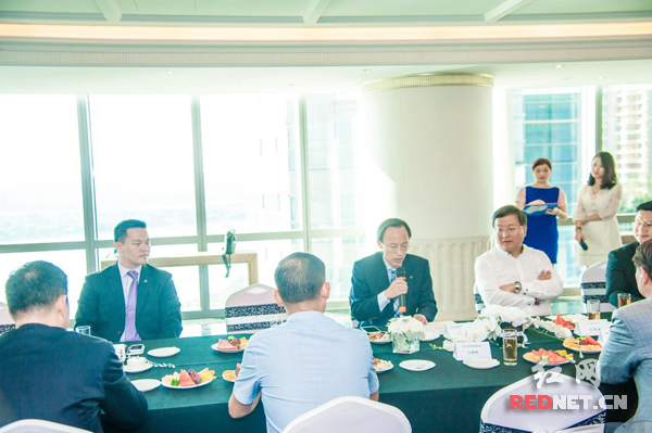 收入证明_酒店总经理收入(2)