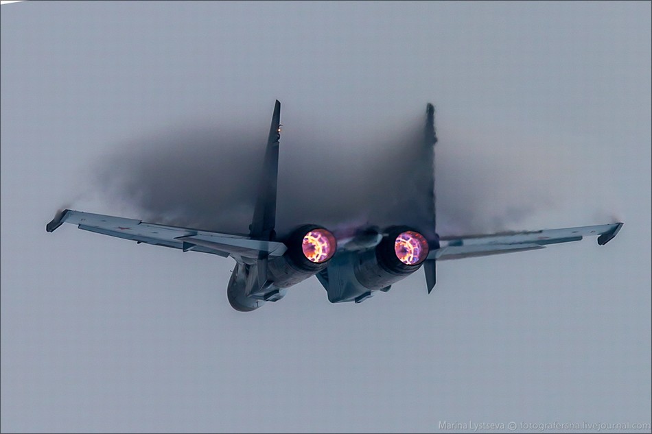 2016珠海航展空军携60余型号 航发集团将现身