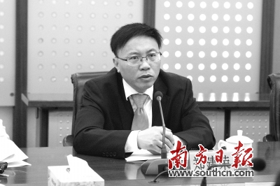 省商务厅党组书记,厅长郑建荣.