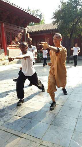 非洲洋弟子:少林寺修行揭秘 感受少林禅法|少林