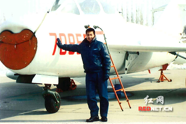 湖南岳阳籍烈士张超 我国舰载航空兵牺牲第一