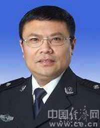 河南省商丘市副市长、公安局局长许大刚接受组