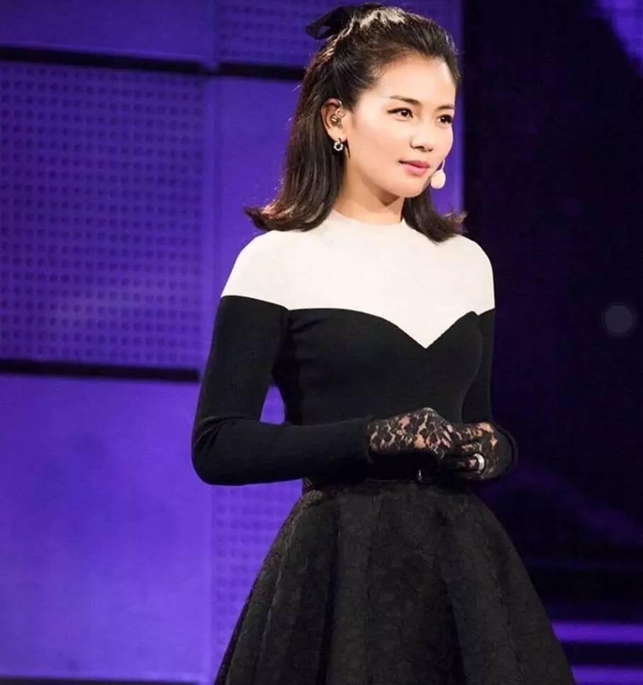 刘涛长裙美翻 为什么王子文穿上这么奇怪?