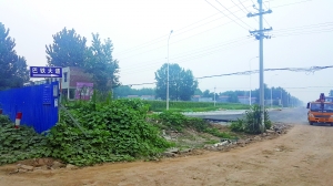 位于河南周口的巴鐵項目研發生產基地，投資100億元的項目毫無施工跡象，曾宣稱的&ldquo;2017年首輛巴鐵下線&rdquo;仍是個問號。