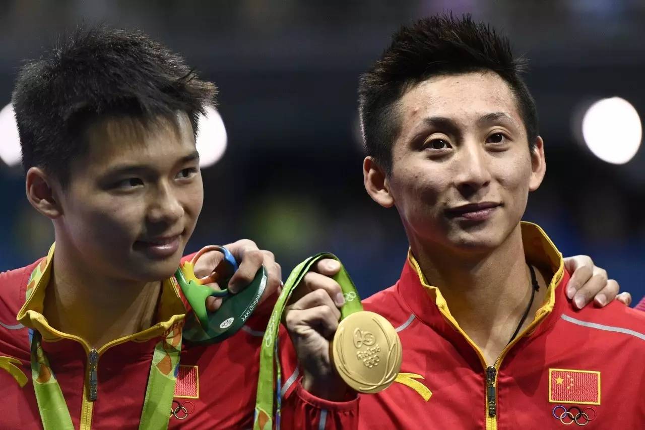 独家 | 张斌为何惧怕采访傅园慧?谁是隐藏幕后