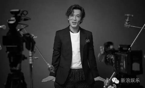 胸肌、腹肌、麒麟臂全都有!李咏这身材是不是