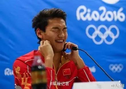 季军傅园慧和亚军徐嘉余为何比冠军还火?|傅园