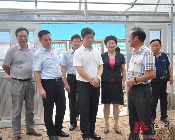 李荐国来涟源考察调研易地扶贫搬迁和农业产业