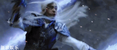 除了小井这个白发造型