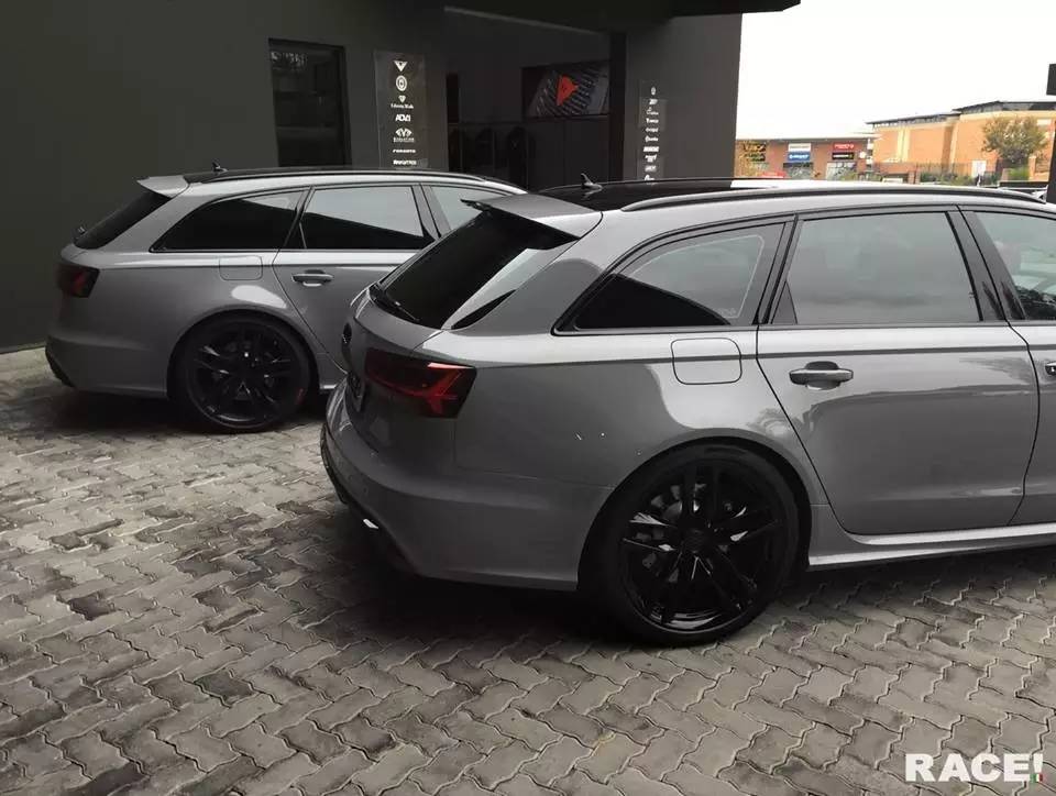 余文乐提新车奥迪RS6 带外籍性感美女游玩!还玩自拍~