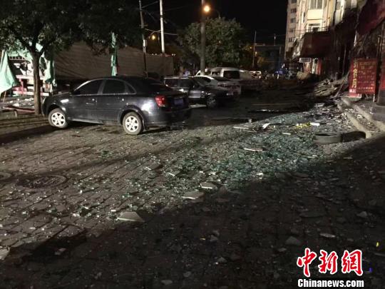 图为爆炸现场。 刘军 摄