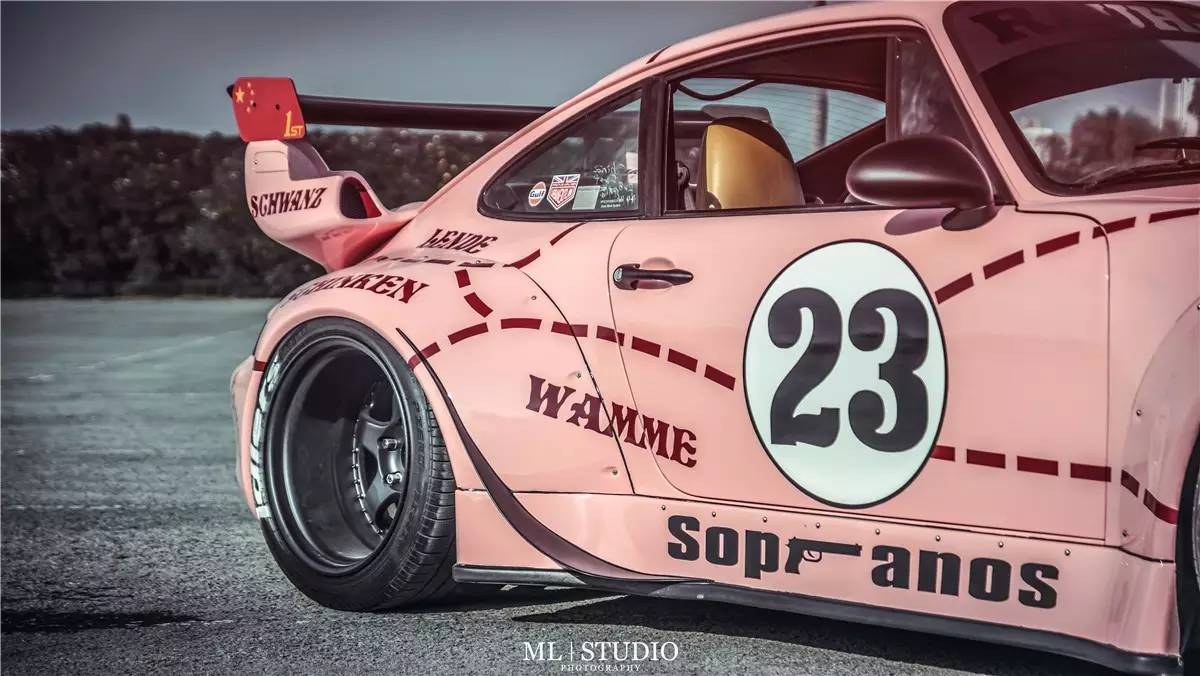 RWB 993 经典PinkPig涂装 大爱粉猪