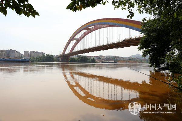 南海热带低压生成 广西未来三天有强风雨|广西