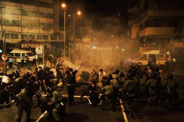 杜绍斐:扒一扒香港的160年黑帮文化|香港|帮派|黑帮_新浪时尚_新浪网