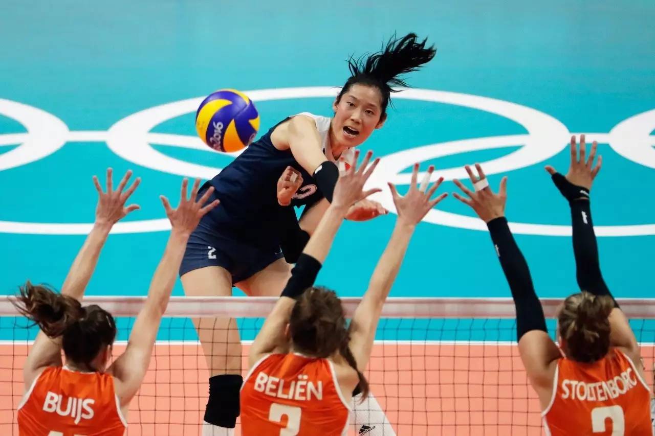太牛了!中国女排成功复仇荷兰 挺进决赛!