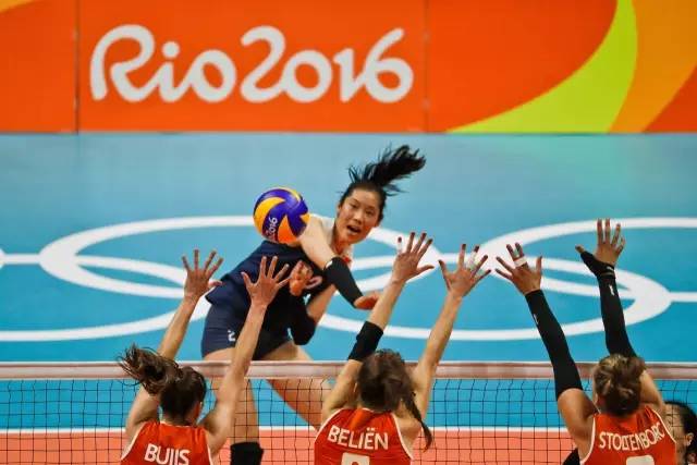 中国女排 决赛加油!