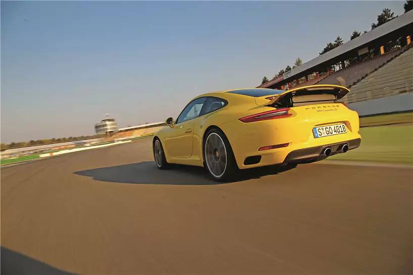 911.2的洪荒之力 霍根海姆圈速堪比GT3