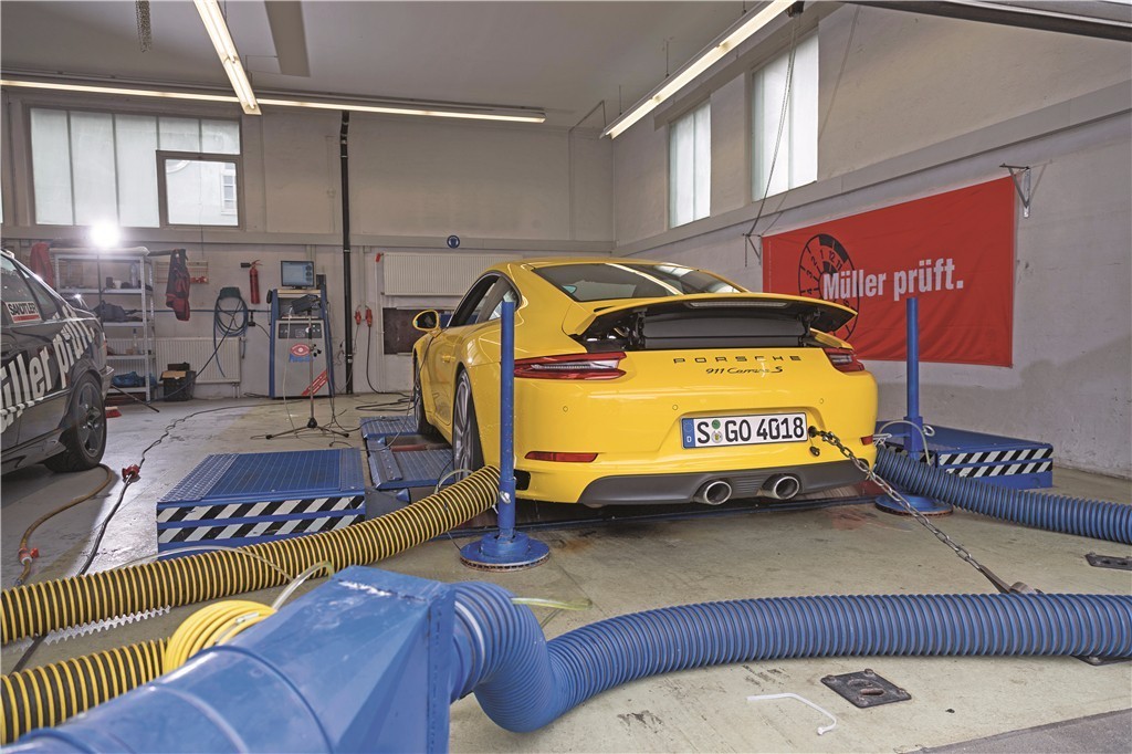 911.2的洪荒之力 霍根海姆圈速堪比GT3