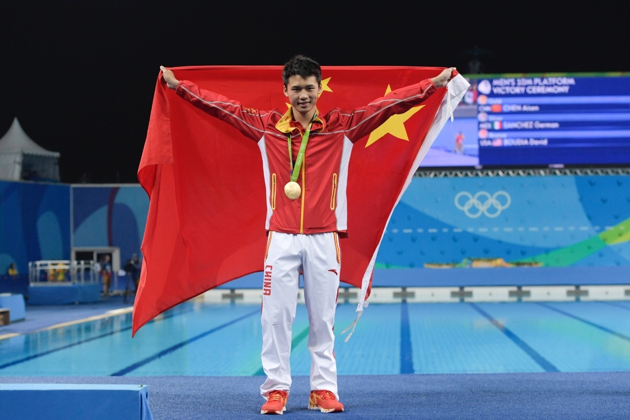 独家 | 张斌今天除了为女排和郎平点赞 还为一个