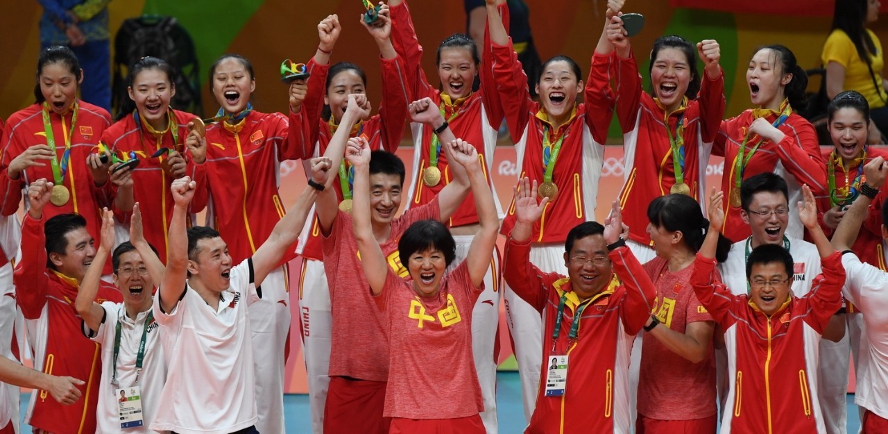 独家 | 张斌今天除了为女排和郎平点赞 还为一个