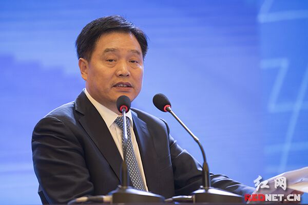 朱共山:创新与转型是企业家的责任与使命