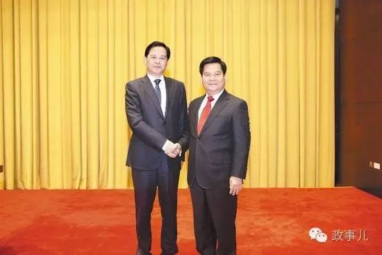 新华社最新消息,李纪恒任内蒙古自治区党委书记.