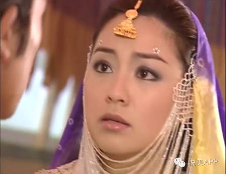 姜潮与人鱼公主麦迪娜同居?!难道强迫未遂终成情侣?!|麦迪娜|新疆|姜潮_新浪女性_新浪网