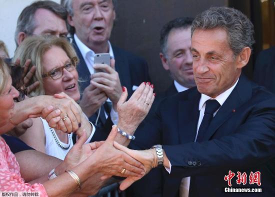 法国前总统萨科齐被拘留 因竞选融资问题受调