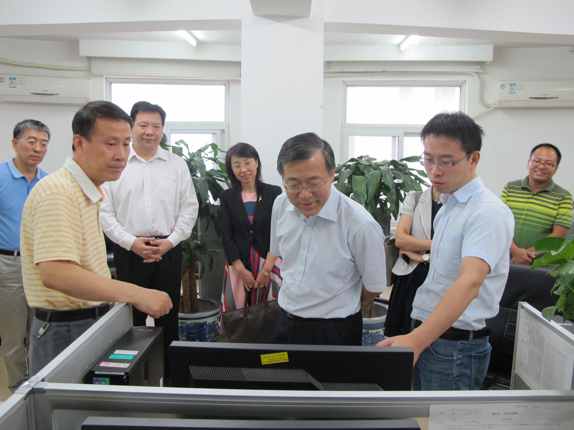 袁曙宏副主任赴财政部、人民银行调研《预算法