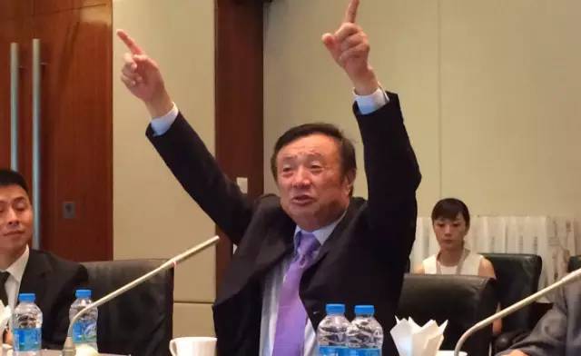 他狂赚老外13800亿,给国家纳税400亿!座驾却