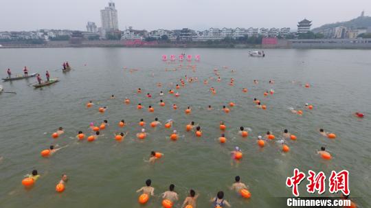 兰溪人口_金华做大,浙中都市区未来预测927万人口,金华兰溪之间广阔空间,适合(3)