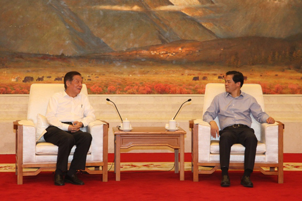 于广洲会见云南省委书记、省长陈豪(图)