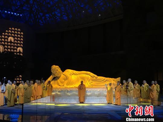 台风过境长三角月圆难现 南京“牛首烟岚”奇景迎假期