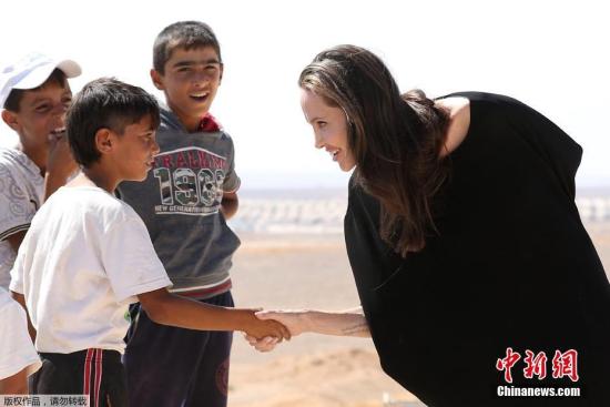 特别顾问:各国应对全球难民问题展现强有力政