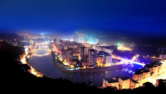 你和綦江在线只差一个在小云社群制作APP的