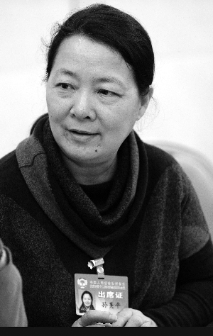 出镜人物:北京市政协委员、市疾病预防控制中心主任医师孙美平