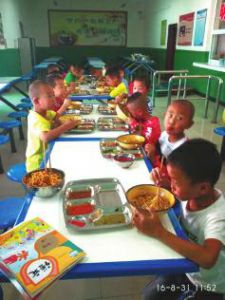 兴平提出乱收费 免校长|乱收费|校长|学校_新