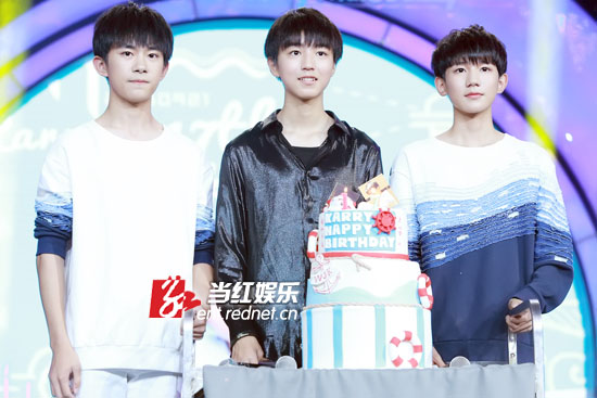 王俊凯长沙庆生 带家教拍戏筹备高考|长沙|王俊