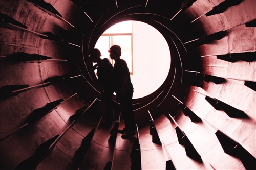 钢铁石油等资源行业暴利时代落幕 消费升级正