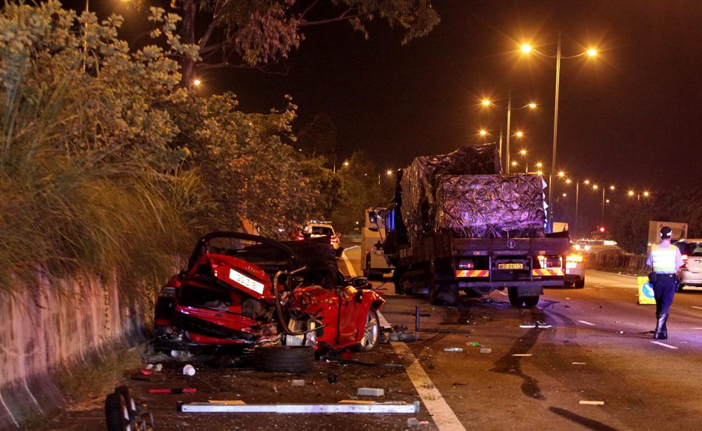 刚遭遇妻子痛失腹中儿 香港拖车司机工作时被