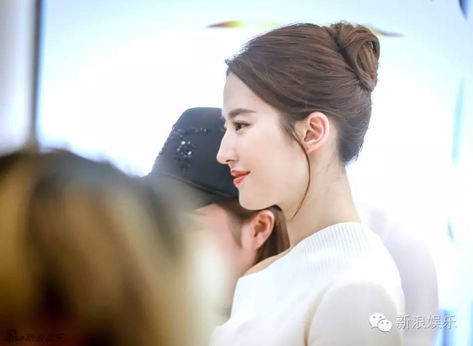 刘亦菲刘诗诗杨幂 小花的侧颜你最服谁?|刘亦菲