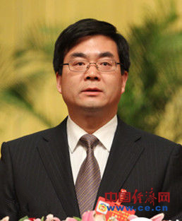 连云港选出新一届领导班子 杨省世任市委书记