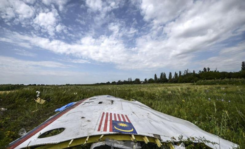 2014年7月，马航MH17客机从荷兰阿姆斯特丹飞往吉隆坡，途经乌克兰东部战区时，在约1万米高空遭导弹击中。（图片来源：法新社）