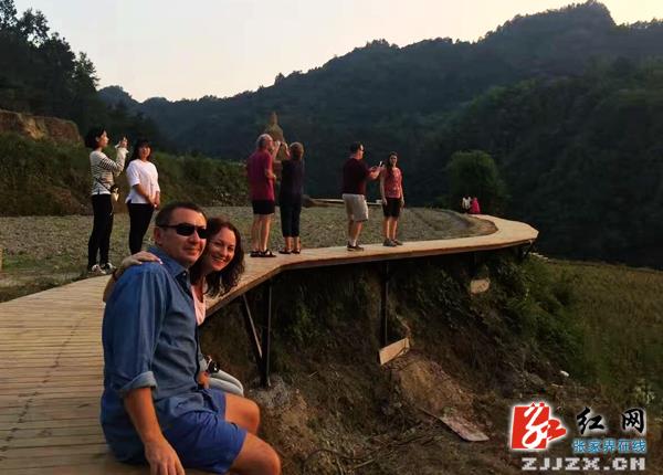 国庆各省旅游收入排行_张家界乡村旅游收入