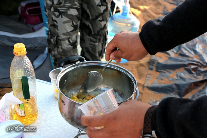 越野人的天堂 阿拉善英雄会纪实