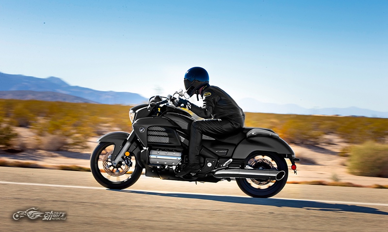 年度十佳进口车评选第十弹--运动巡航车